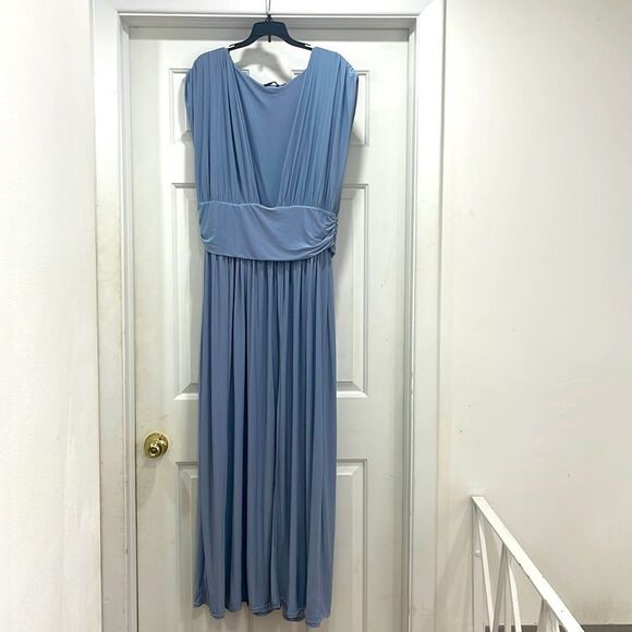 PRETTYLITTLETHING deep V sleeveless dress thigh slit size 18 - Picture 3 of 7